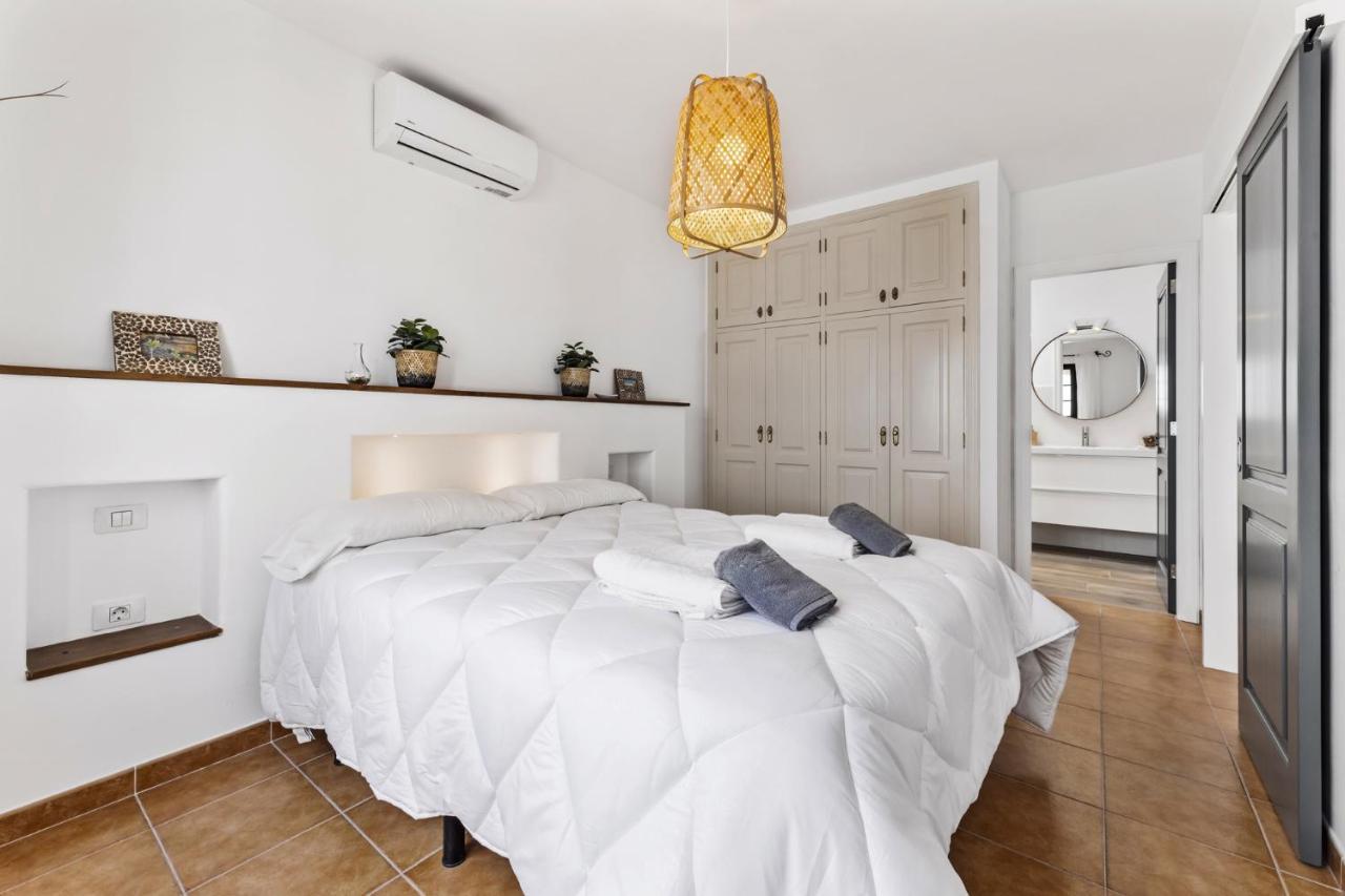 Villa 4 - Vipvipvillas Tías Eksteriør billede