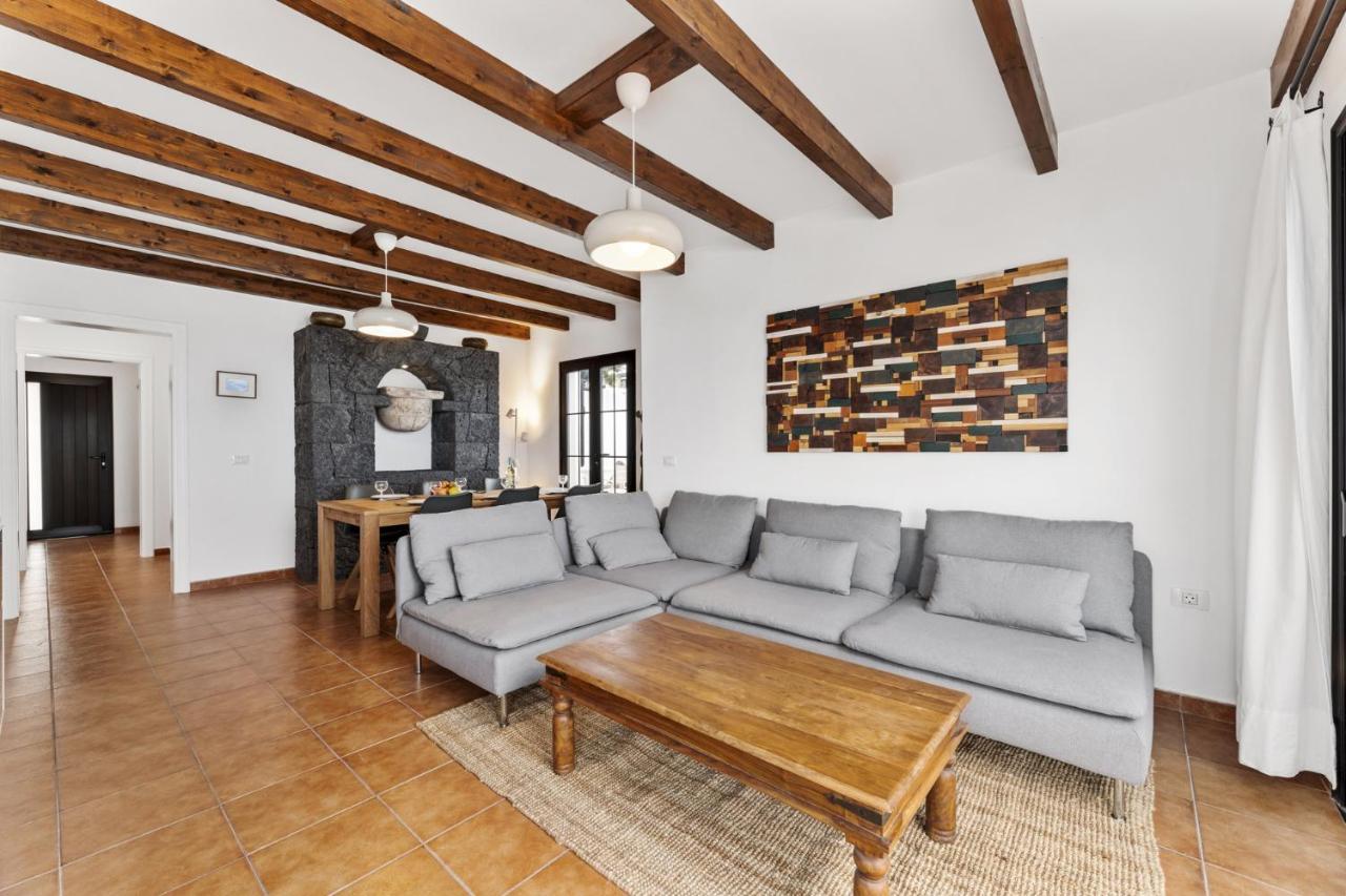 Villa 4 - Vipvipvillas Tías Eksteriør billede
