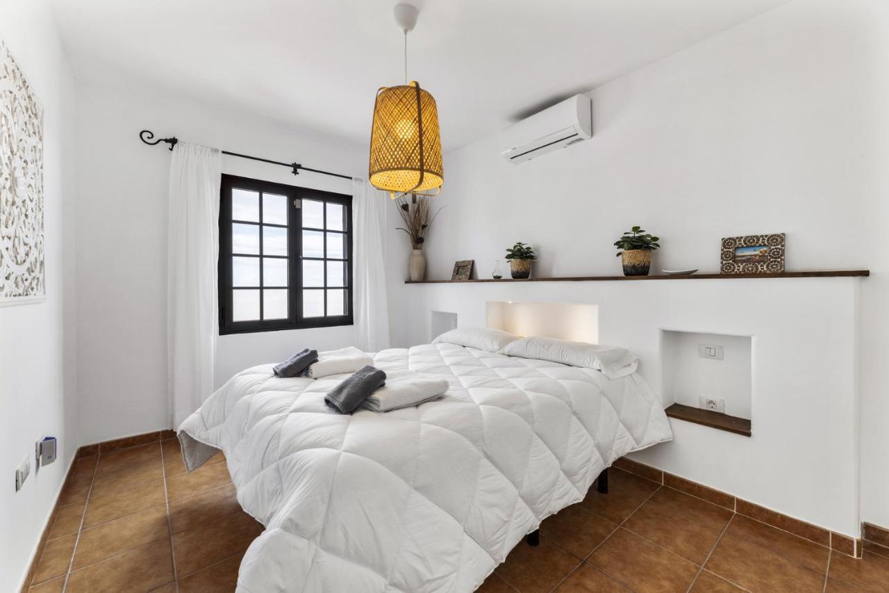 Villa 4 - Vipvipvillas Tías Eksteriør billede