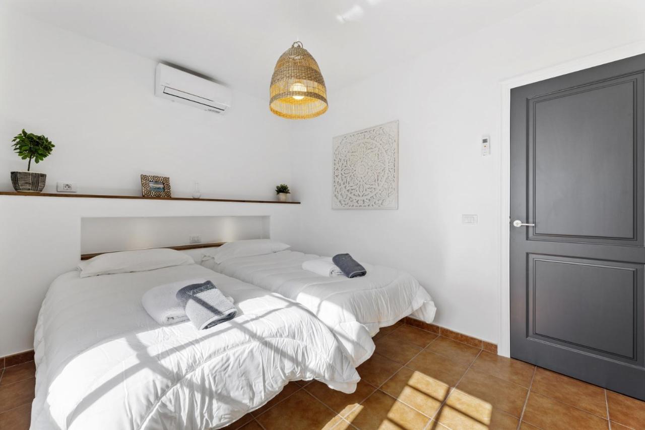 Villa 4 - Vipvipvillas Tías Eksteriør billede